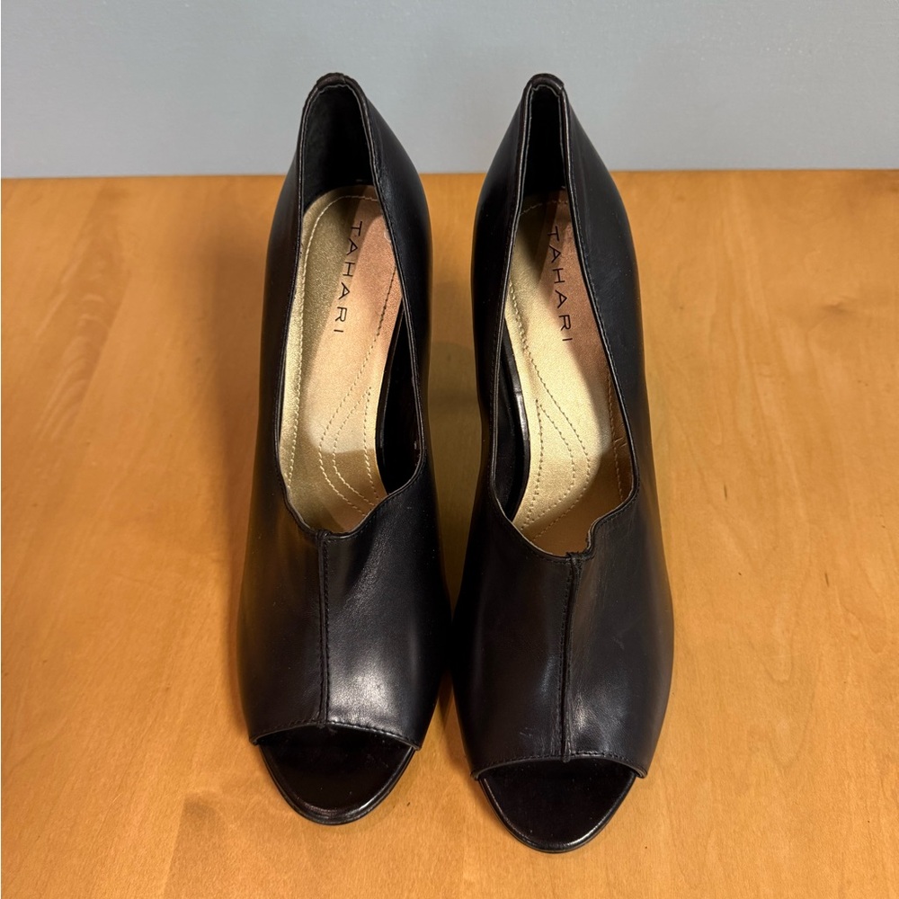 Tahari Elegant Black Peep-Toe Heels 8.5